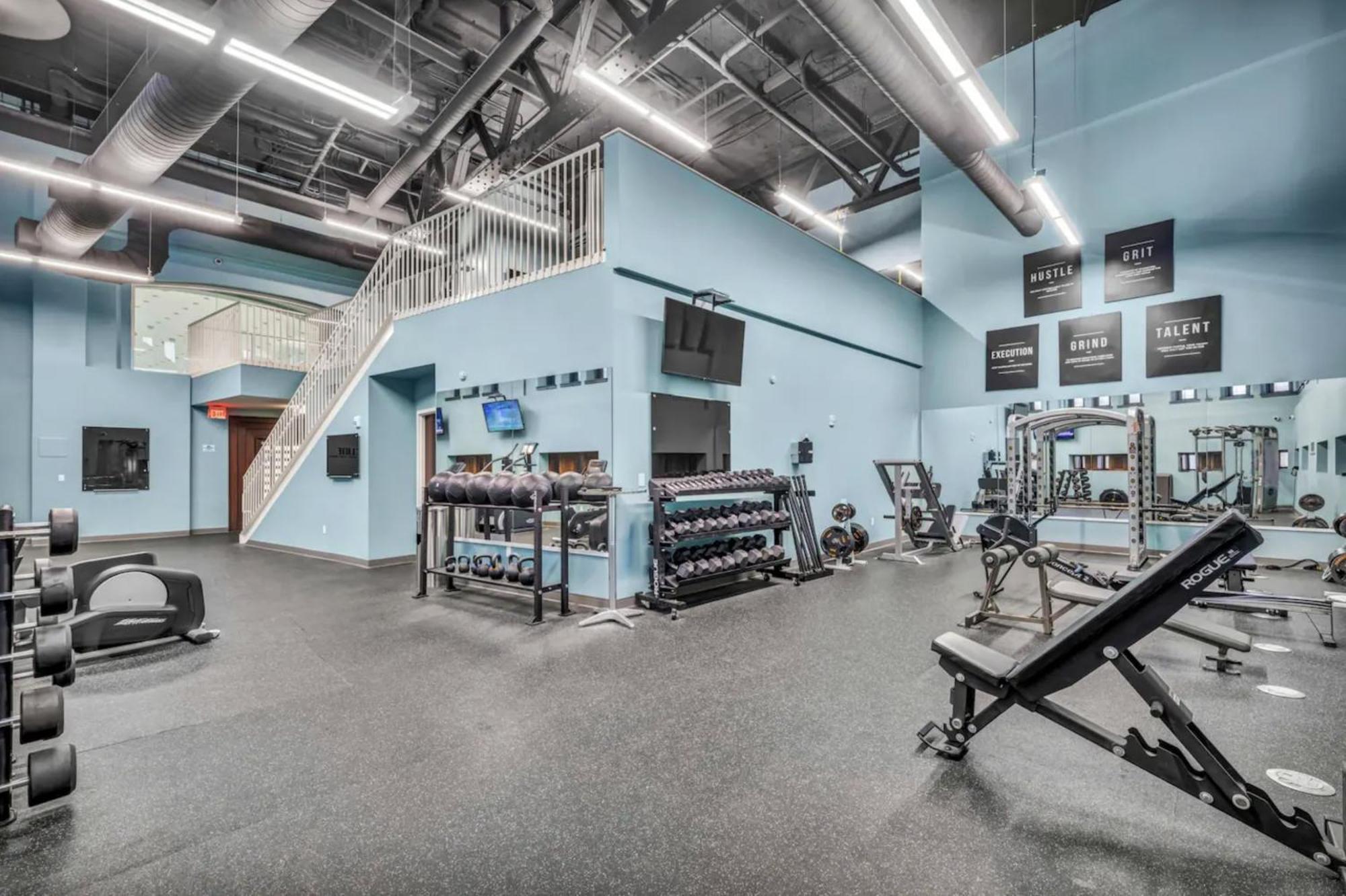Heart Of Dt With Free Pool & Steam Plus Gym Luxe 812 Cleveland Zewnętrze zdjęcie