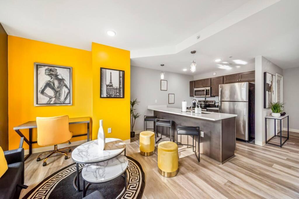 Heart Of Dt With Free Pool & Steam Plus Gym Luxe 812 Cleveland Zewnętrze zdjęcie